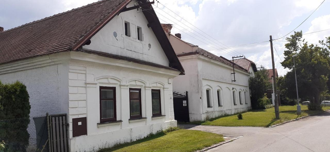 Farma Macas Villa Lázně Bohdaneč Exterior foto